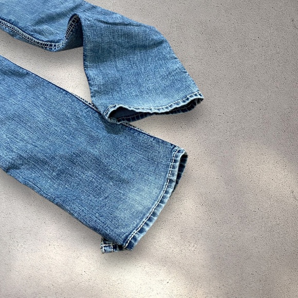 !! SOLD !! Silver Jeans Co. Low Rise Mckenzie Slim Bootcut Jeans - Picture 5 of 7